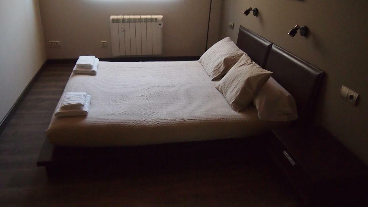Mas Pinoses Pension Les Llosses Kamer foto